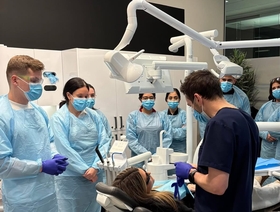 Programme de chirurgie buccale clinique